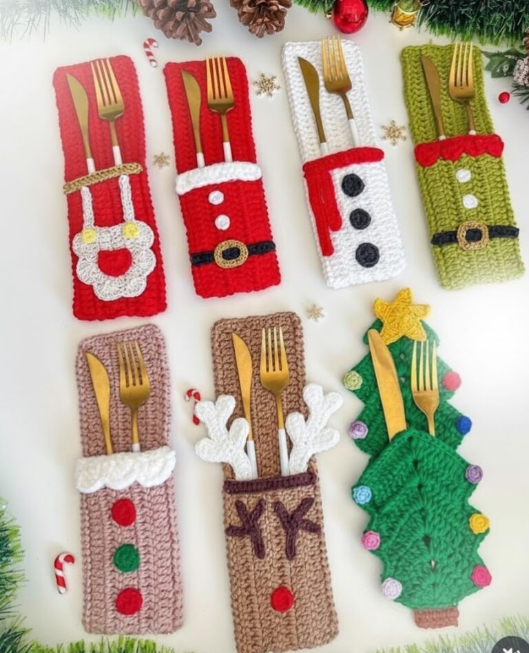 Crochet Christmas Cutlery Holder