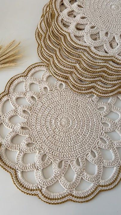 American crochet placemat