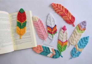 crochet feathers